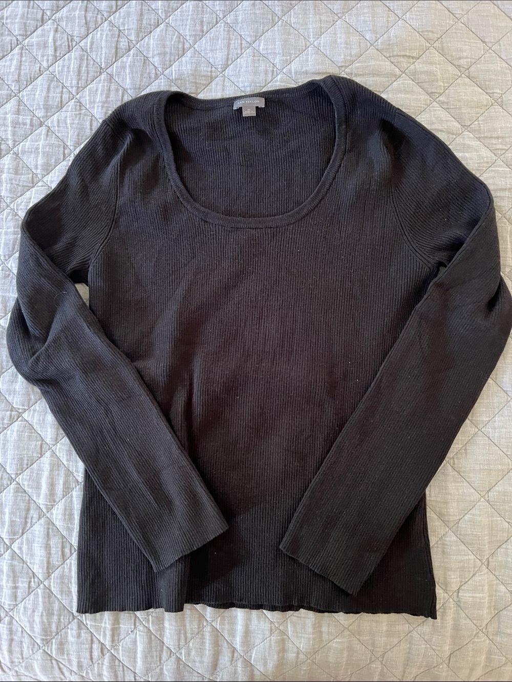 Ann Taylor Black Ribbed Scoop Neck Long Sleeve Top